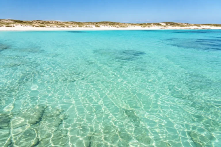 agua cristalina formentera
